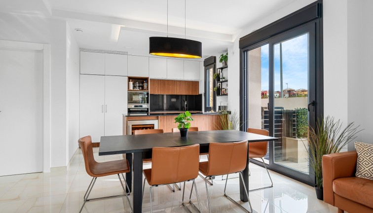 Resale - Chalet - Orihuela Costa - Lomas de Cabo Roig