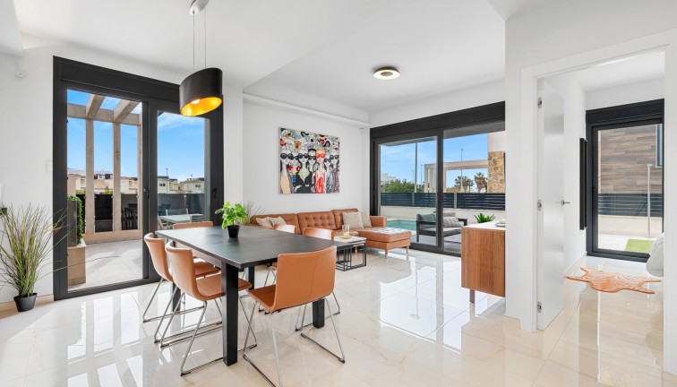 Resale - Chalet - Orihuela Costa - Lomas de Cabo Roig