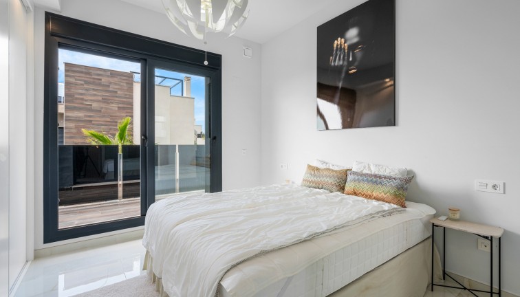 Resale - Chalet - Orihuela Costa - Lomas de Cabo Roig