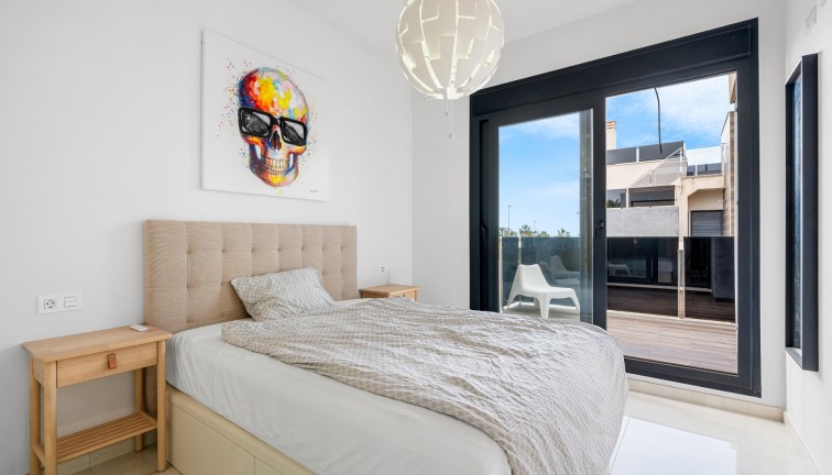 Resale - Chalet - Orihuela Costa - Lomas de Cabo Roig