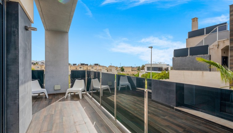 Resale - Chalet - Orihuela Costa - Lomas de Cabo Roig