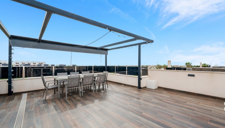 Resale - Chalet - Orihuela Costa - Lomas de Cabo Roig