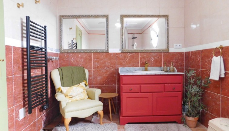 Resale - Chalet - Dolores