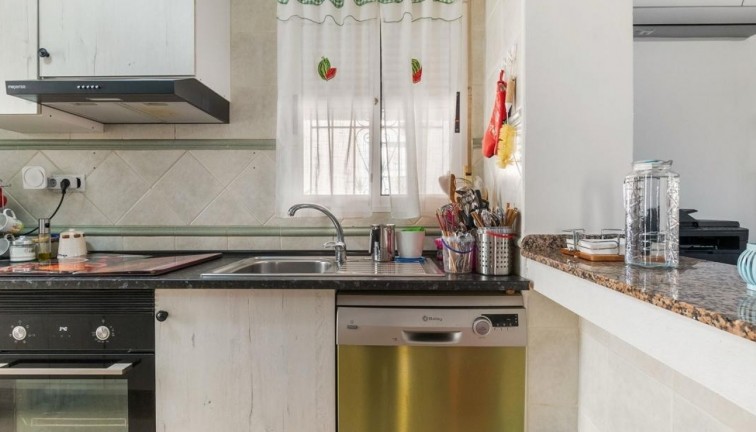 Resale - Chalet - Orihuela Costa - Villamartín