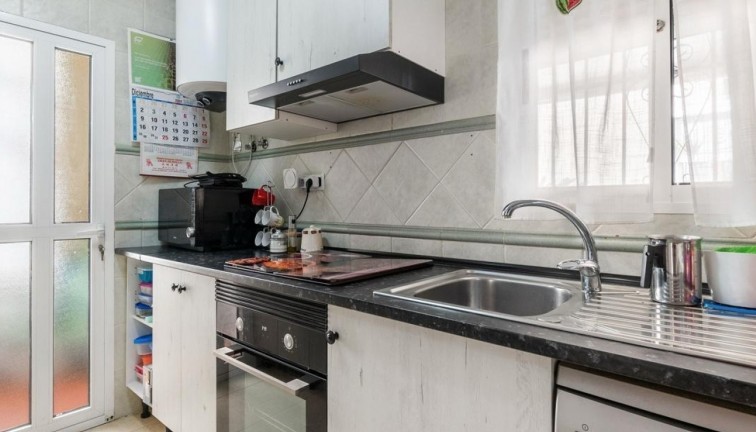 Resale - Chalet - Orihuela Costa - Villamartín