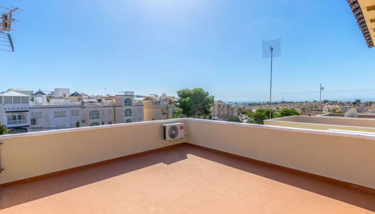 Resale - Chalet - Orihuela Costa - Villamartín