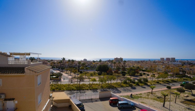 Resale - Semi-Detached - Torrevieja