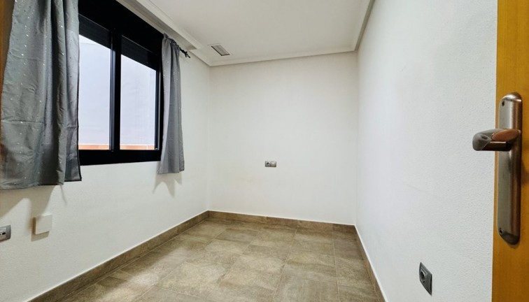 Resale - Apartment - La Mata - LA MATA