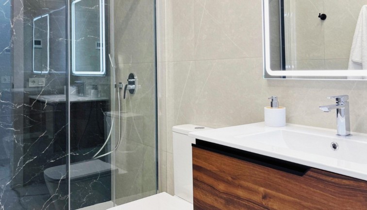 Jälleenmyynti - Asunto - Torrevieja - Playa del Cura