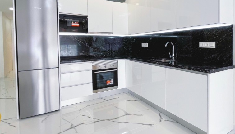 Reventa - Apartamento / piso - Torrevieja - Playa del Cura