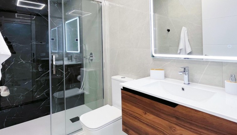 Reventa - Apartamento / piso - Torrevieja - Playa del Cura