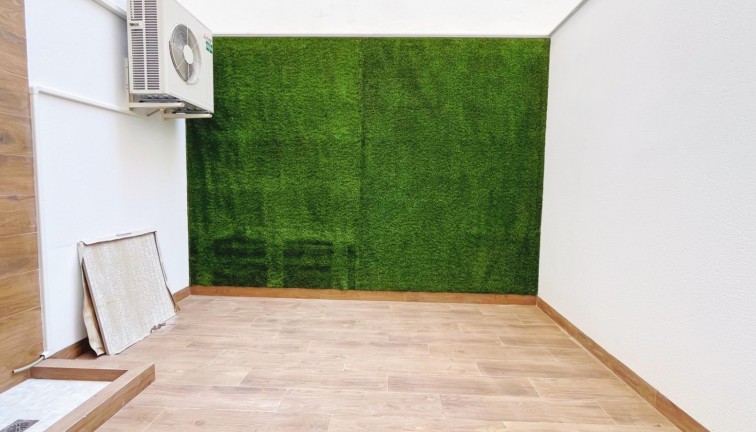 Reventa - Apartamento / piso - Torrevieja - Playa del Cura