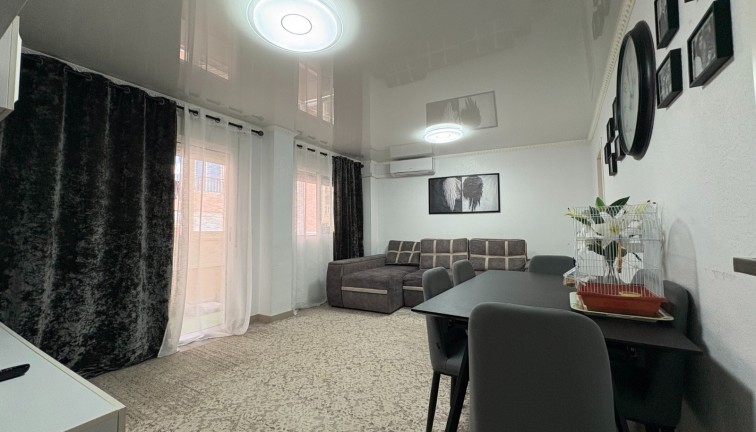 Resale - Apartment - Torrevieja
