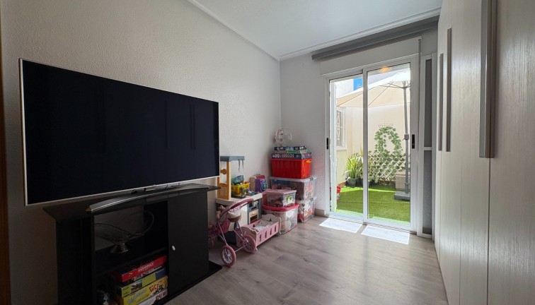 Resale - Apartment - Torrevieja
