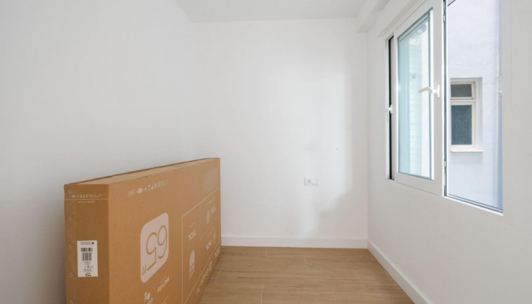 Reventa - Apartamento / piso - Torrevieja - Playa del Cura