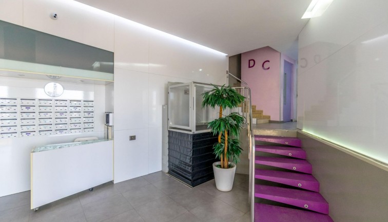 Reventa - Apartamento / piso - Torrevieja - Playa del Cura