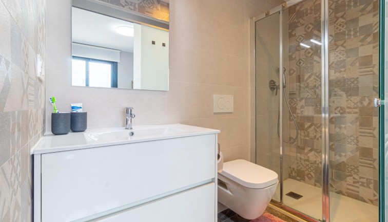 Jälleenmyynti - Asunto - Orihuela Costa - Los Almendros-La Florida