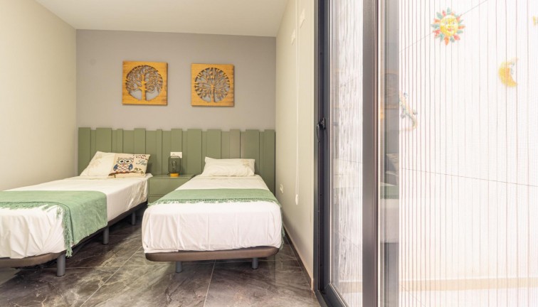 Jälleenmyynti - Asunto - Orihuela Costa - Los Almendros-La Florida