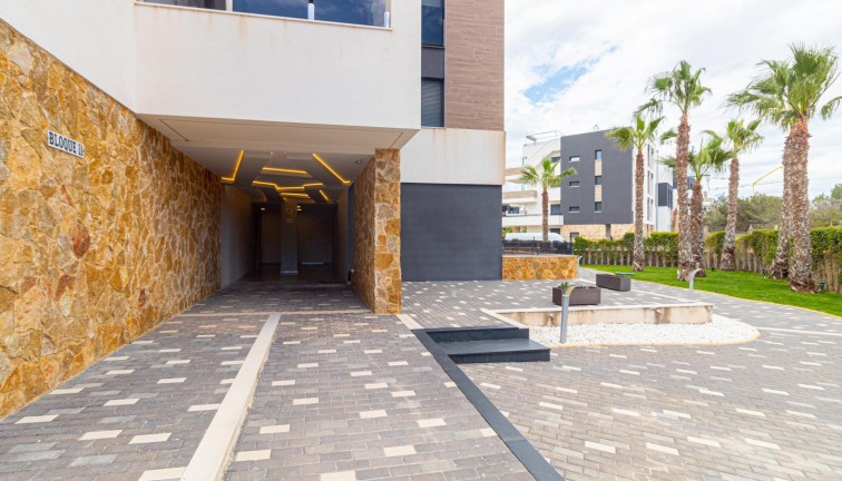 Jälleenmyynti - Asunto - Orihuela Costa - Los Almendros-La Florida