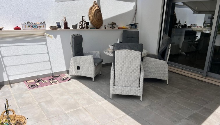 Reventa - Apartamento / piso - Entre Naranjos - Vistabella Golf