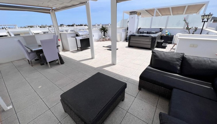 Reventa - Apartamento / piso - Entre Naranjos - Vistabella Golf