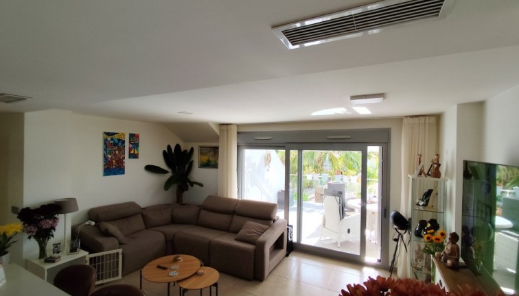 Jälleenmyynti - Asunto - Ylimmän kerroksen asunto - Vistabella Golf