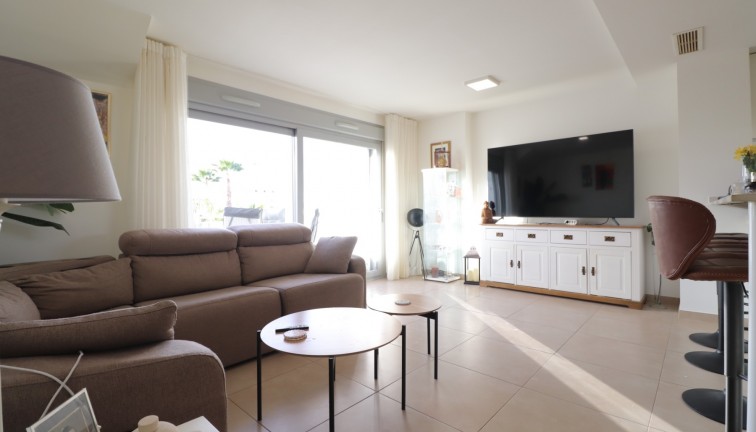 Jälleenmyynti - Asunto - Ylimmän kerroksen asunto - Vistabella Golf