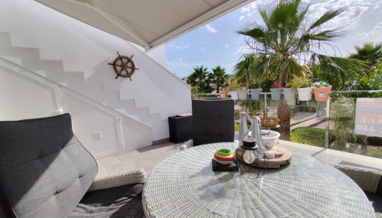 Jälleenmyynti - Asunto - Ylimmän kerroksen asunto - Vistabella Golf