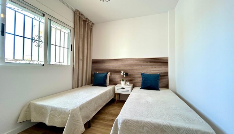 Resale - Semi-Detached - Orihuela - Playa Flamenca