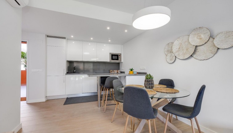 Resale - Apartment - Orihuela Costa - Villamartín