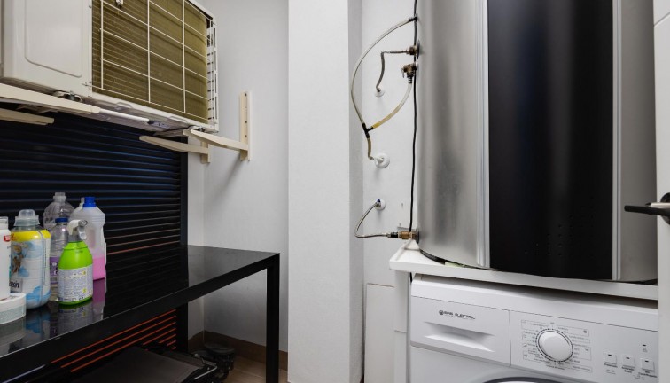 Resale - Apartment - Orihuela Costa - Villamartín