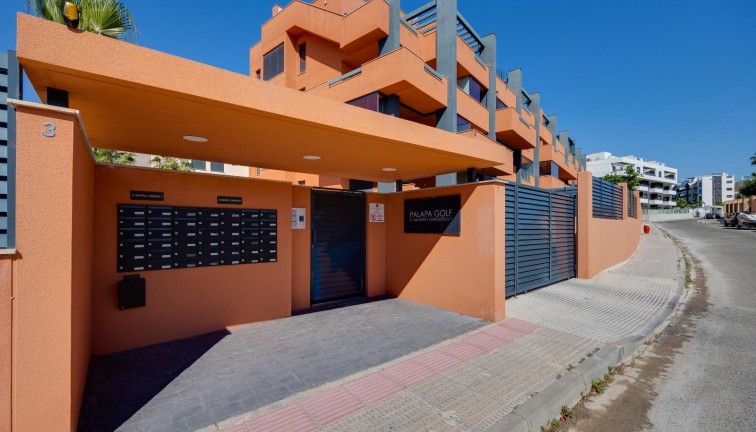 Resale - Apartment - Orihuela Costa - Villamartín