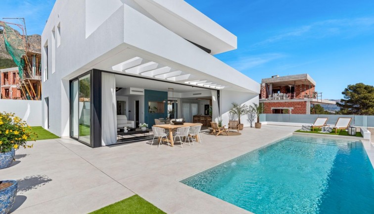 Uudistuotanto - Erillistalo - Polop