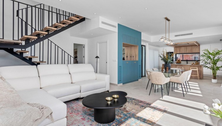 Uudistuotanto - Erillistalo - Polop