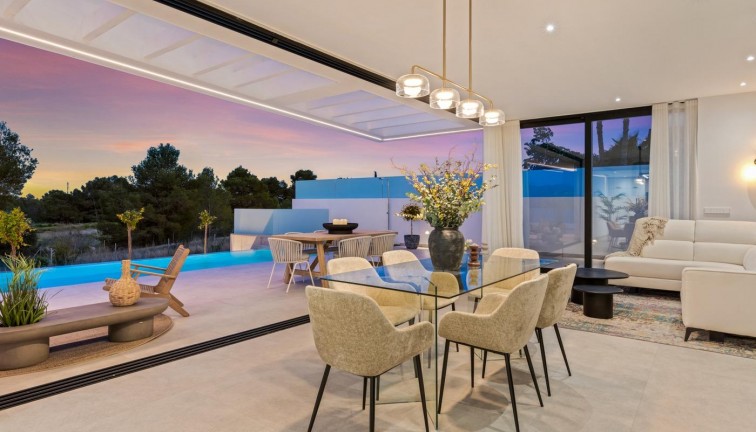 Uudistuotanto - Erillistalo - Polop