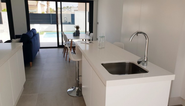 Obra nueva - Chalet - Pilar de la Horadada - Pinar de Campoverde