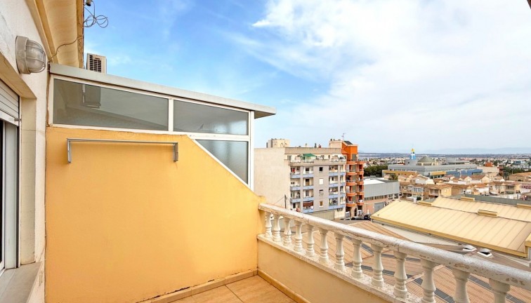 Resale - Apartment - Torrevieja