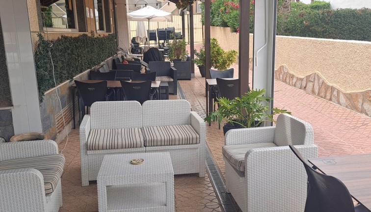 Resale - Commercial - Villamartín