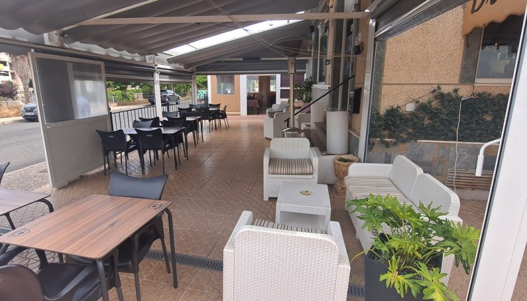 Resale - Commercial - Villamartín