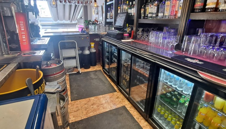 Resale - Commercial - Villamartín