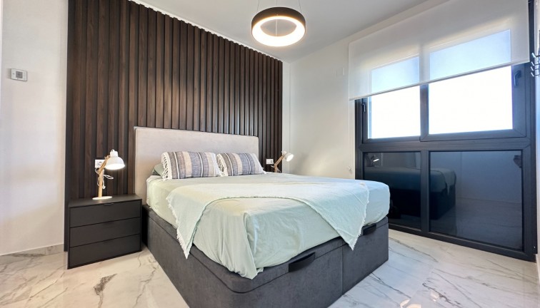 Reventa - Apartamento - Apartamento en el último piso - Orihuela Costa - Playa Flamenca