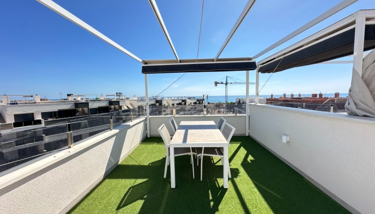 Reventa - Apartamento - Apartamento en el último piso - Orihuela Costa - Playa Flamenca