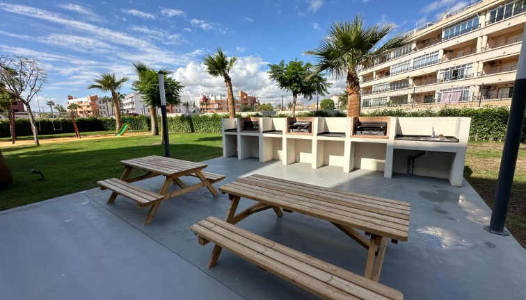 Reventa - Apartamento - Apartamento en el último piso - Orihuela Costa - Playa Flamenca