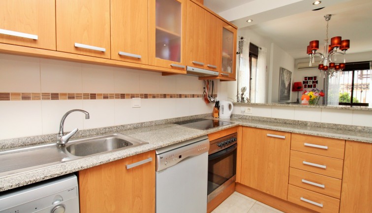 Resale - Chalet - Villamartín