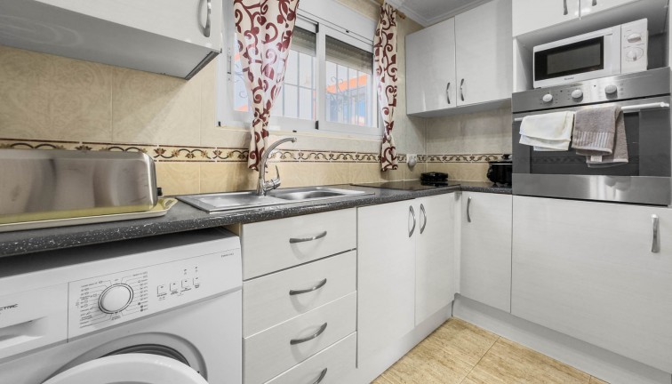 Återförsäljning - Parhus/Radhus - Torrevieja - Torretas