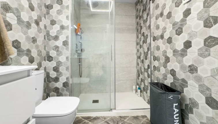 Resale - Apartment - Top Floor Apartment - Torrevieja