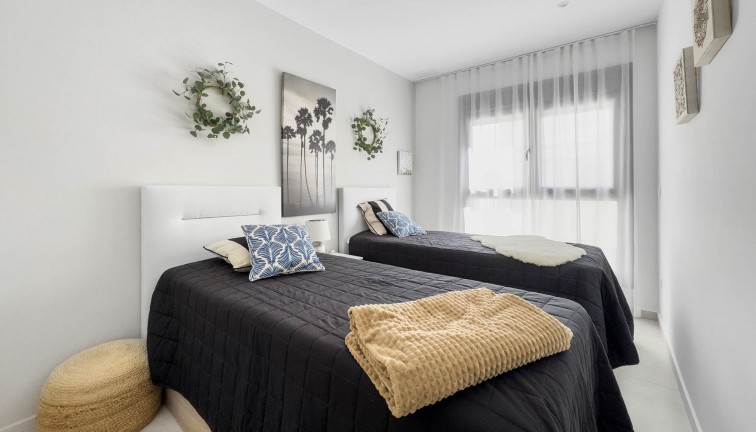 Resale - Apartment - Top Floor Apartment - Torrevieja