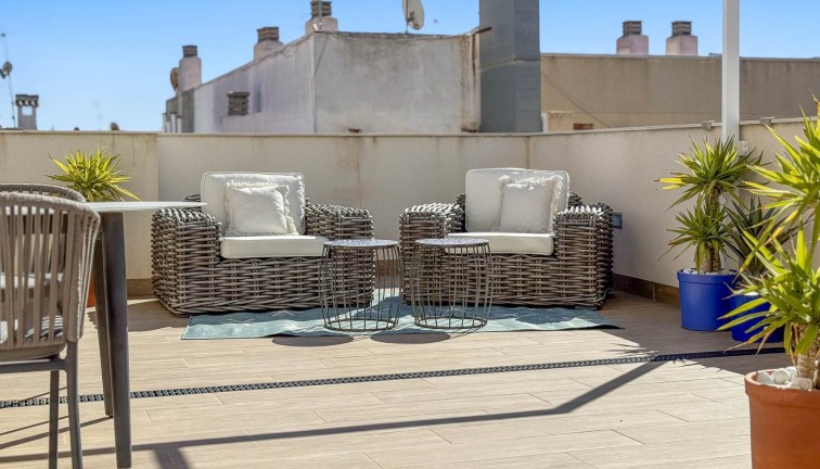 Resale - Apartment - Top Floor Apartment - Torrevieja