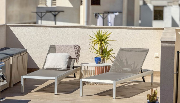 Resale - Apartment - Top Floor Apartment - Torrevieja