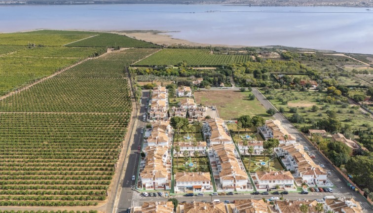 Reventa - Apartamento dúplex - Torrevieja - Lago Jardin
